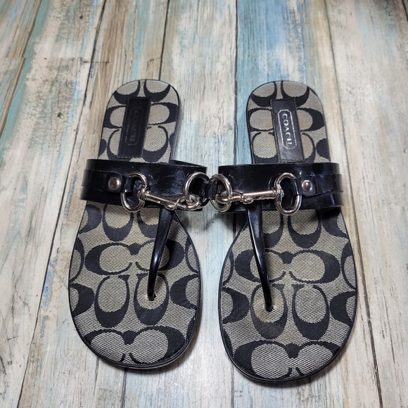 Coach Rikki Sandals. - Picture 2 of 8
